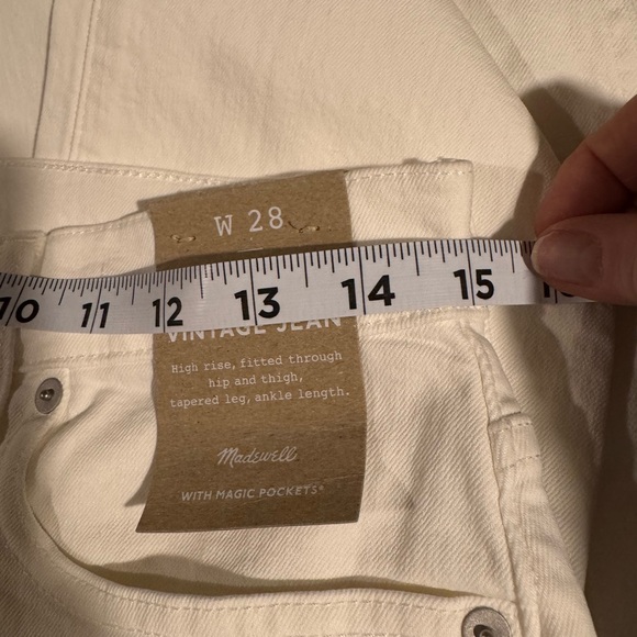 NWT Madewell The Perfect Jean. W28. White - Picture 3 of 5